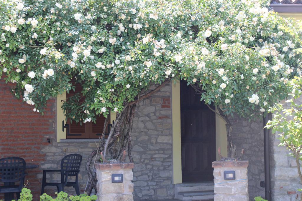 Montabone La Casa Di Valerioヴィラ エクステリア 写真