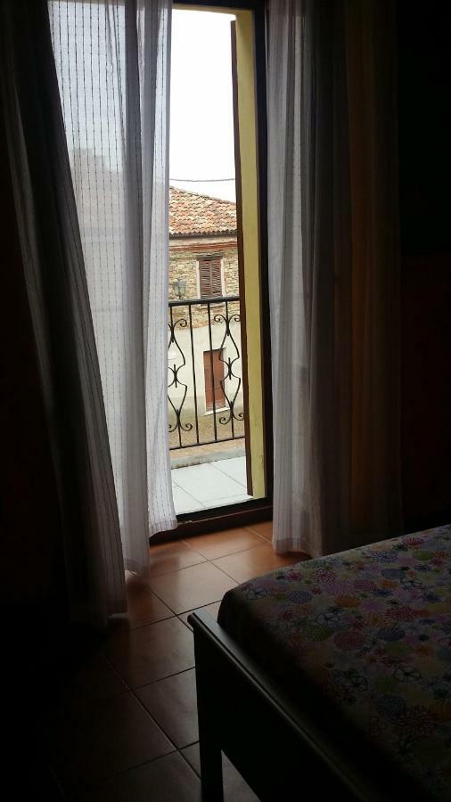 Montabone La Casa Di Valerioヴィラ エクステリア 写真